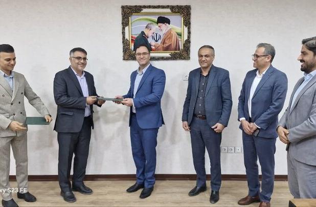بانک ها ارکان توسعه شهرستان تنگستان هستند