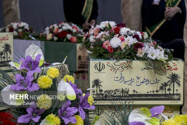 تشییع شهید گمنام در مدارس قشم