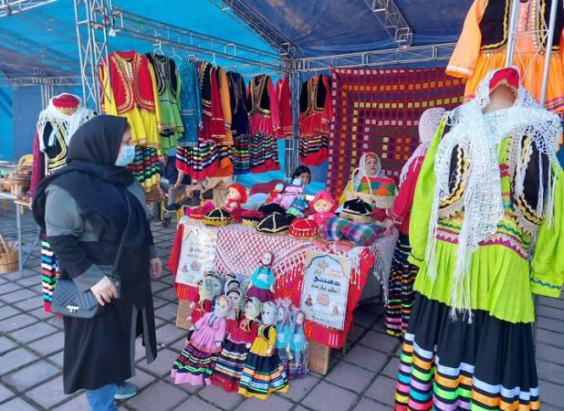 برپایی ١٠ نمایشگاه صنایع‌دستی در کردستان