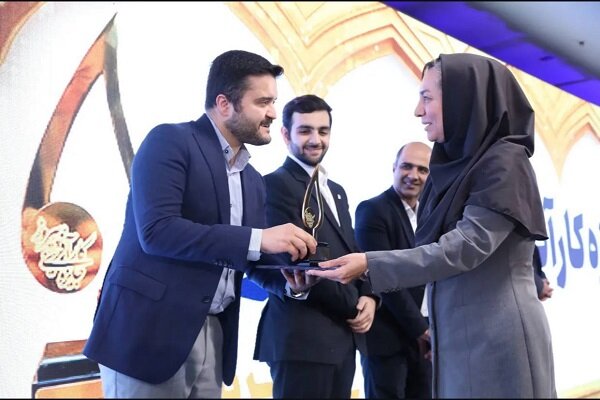 در حاشیه جشنواره ملی فن‌آفرینی شیخ بهایی؛ جایزه پیروز اهدا شد