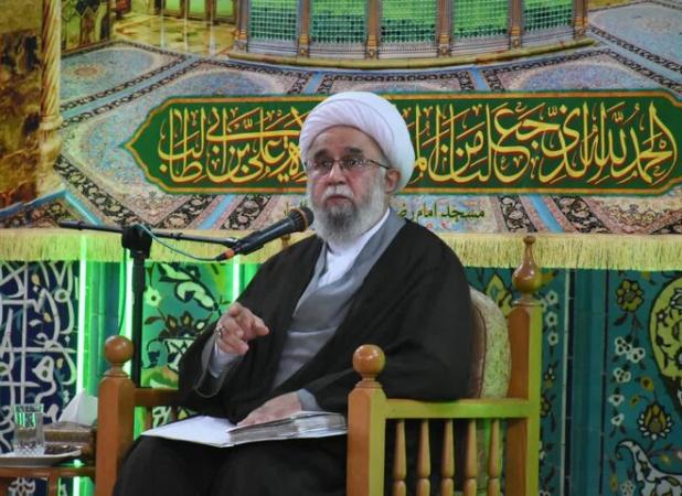 مقاومت فرهنگی و اطاعت از ولایت کلید حفظ استقلال انقلاب است