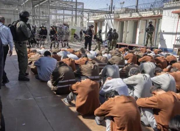 هیئت امور اسرا: 9300 اسیر در زندان‌های اشغالگران در اسارت هستند