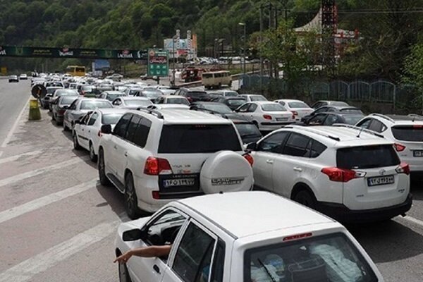 محورهای هراز و کندوان یک طرفه و پرترافیک است