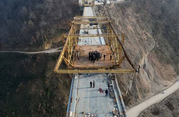 افتتاح بزرگ‌ترین پل زیرقوسی شمال؛تردد ۶۰ روستای شرق مازندران برقرار شد