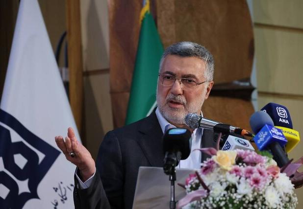 افزایش ظرفیت پذیرش دانشجو معادل رفع نیاز به پزشک مناطق محروم نیست