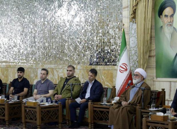 حضور قهرمانان جهان در حرم امام رضا(ع)
