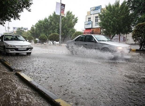 بارش باران تابستانه در شیراز