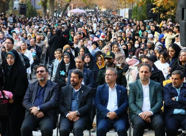 سومین جشنواره برگ‌ریزان هگمتانه؛ تلفیق طبیعت پاییزی و شکوه همدان