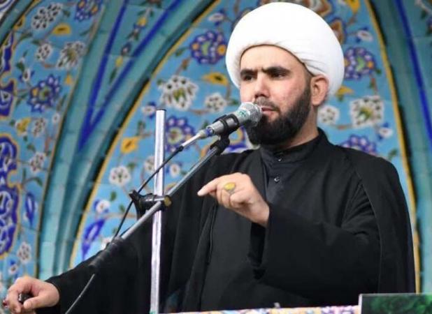 هیچ مسأله ای امام خمینی را از عبادت و یاد خدا غافل نمی‌کرد