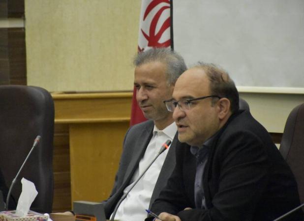 ضرورت ساخت کتابخانه مرکزی در شهرستان عجب شیر