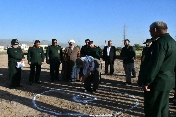 آئین کلنگ زنی ۱۲۸ واحد مسکونی در یاسوج برگزار شد