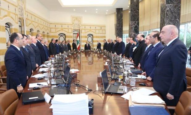 جلسه خطرناک دولت لبنان علیه سلاح مقاومت؛ وزیران شیعی خارج شدند