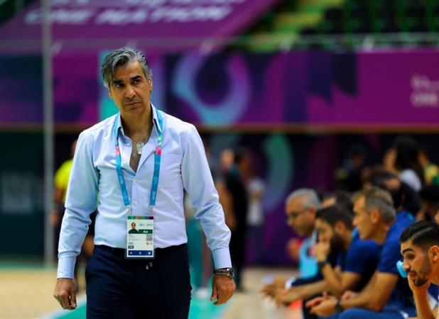 شمسایی: برای پرچم و مردم‌مان تلاش می‌کنیم/ چهار بازیکن ما مسمومیت غذایی داشتند