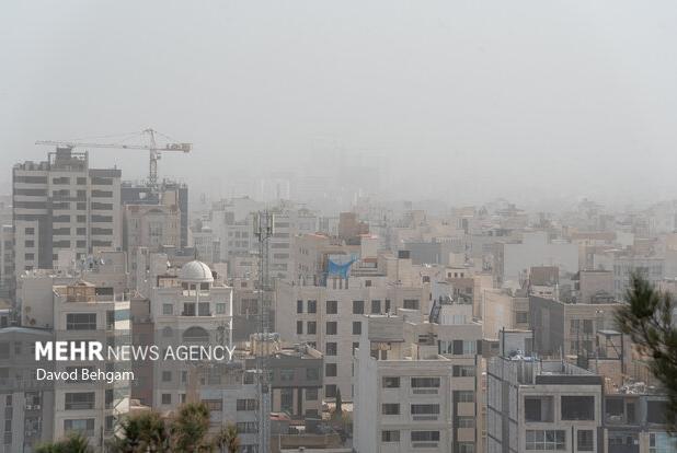 تداوم هوای ناسالم در مشهد؛۳ منطقه در وضعیت قرمز قرار دارد