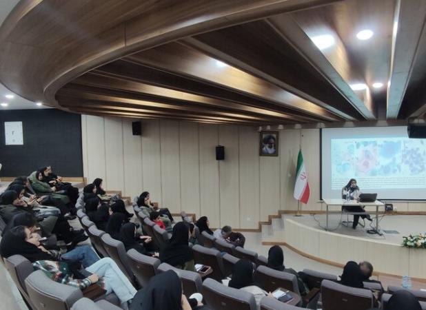 برگزاری نخستین سمینار نقش سبک زندگی در پیشگیری از سرطان در دانشگاه ملایر 