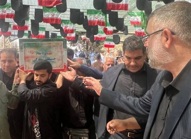حسینی: اتحادمان را مدیون خون شهدا هستیم/ امروز در تاریخ ایران ثبت شد