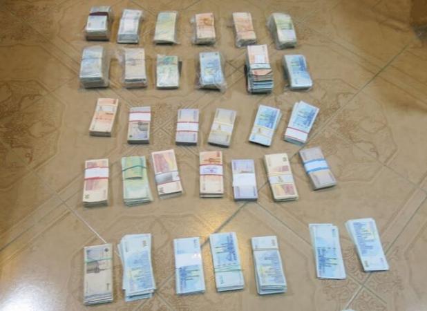 کشف بیش از ۵ میلیارد ریال ارز قاچاق در هنگ مرزی تایباد