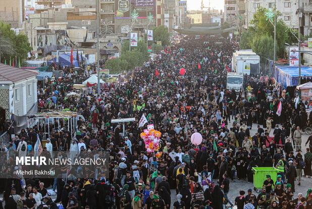 اربعین رسانه حادثه عظیم عاشورا است