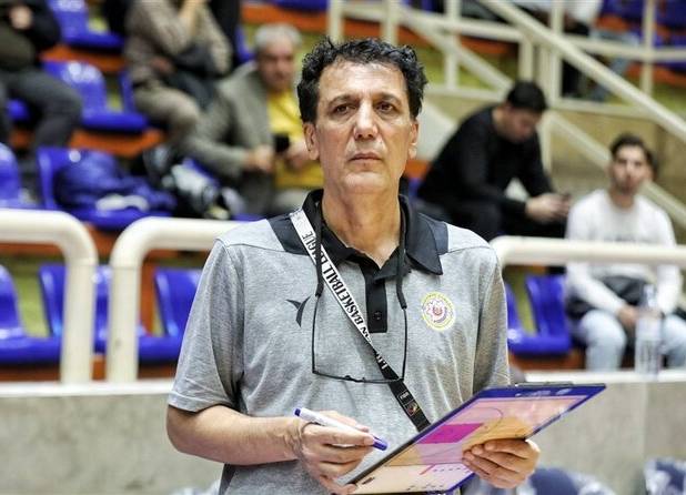 سرمربی تیم بسکتبال مقاومت شهرداری: هدف‌مان صعود به جایگاه سوم جدول است