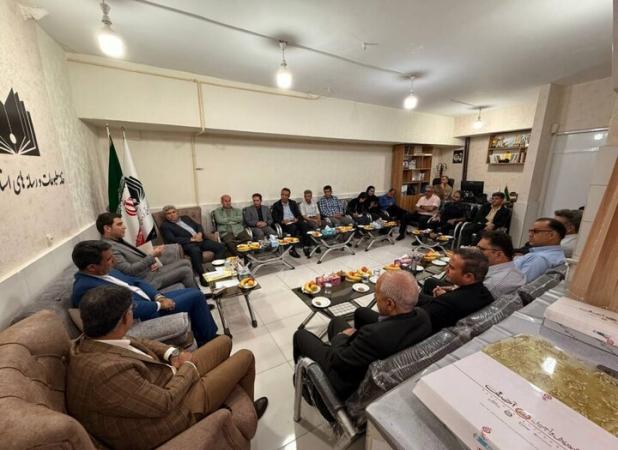 خبرنگاران نخبگان جامعه هستند