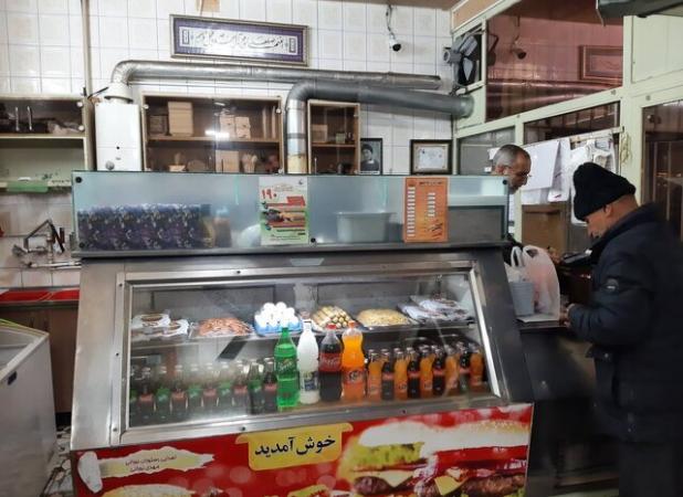 ارزان فروشی اغذیه‌ها در صورت استفاده از مواد اولیه بی‌کیفیت خطرناک است