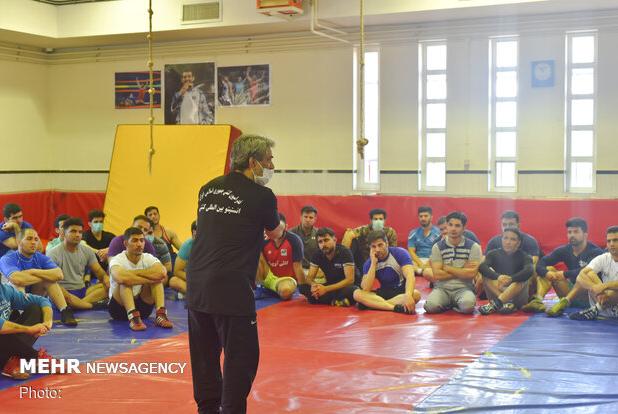 دوره مربیگری کشتی در سمنان برگزار شد 