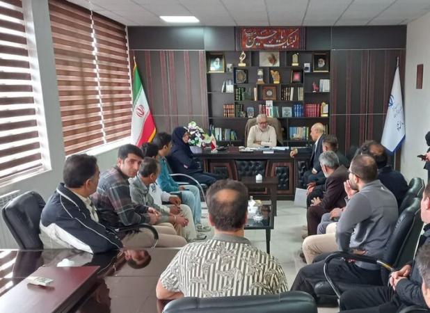 دیدار نانوایان کرمانشاه با فرماندار برای حل مشکلات صنفی