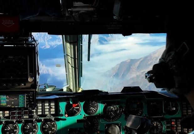 عملیات گسترده نیروی هوافضای سپاه برای اطفای حریق جنگل‌های هیرکانی الیت