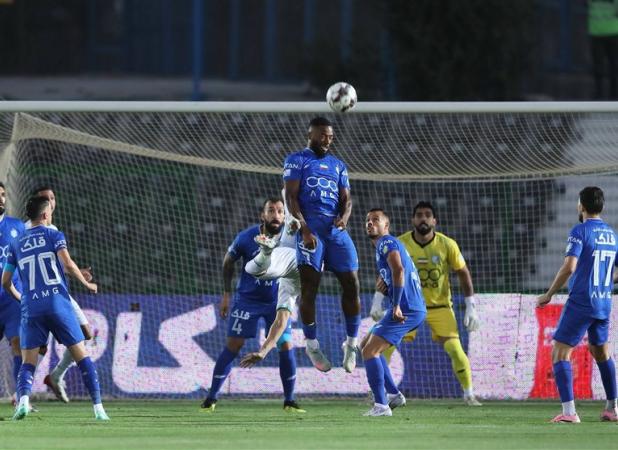 نارضایتی ساپینتو از عملکرد نازون/ بازی دادن برای نسوختن سهمیه خارجی