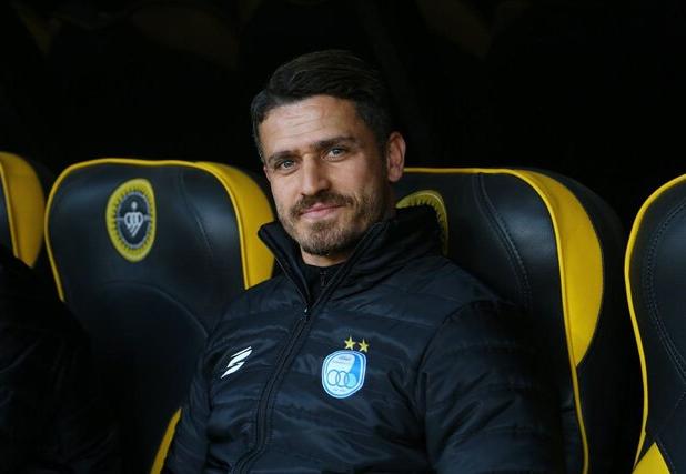 غفوری بالاخره به نیمکت استقلال رسید