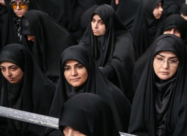 عکسی از سحر امامی در شام غریبان پربازدید شد