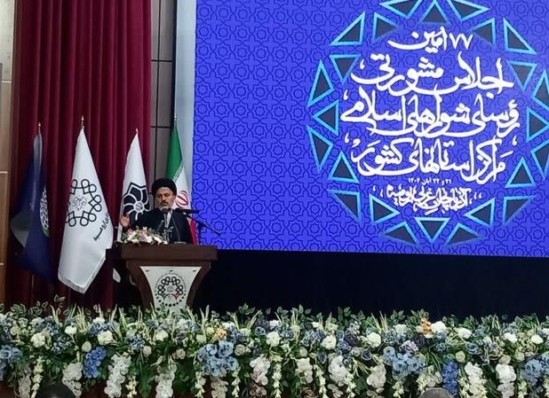 امام جمعه ارومیه: مسئولان، رضایت خداوند در هر کار در نظر بگیرید