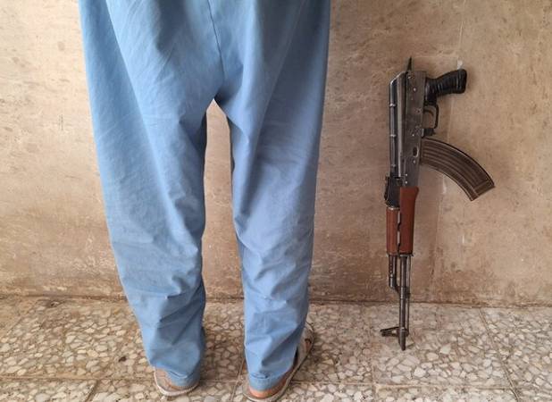 دستگیری شرور مسلح با ۵ فقره قتل با سلاح جنگی در هرمزگان