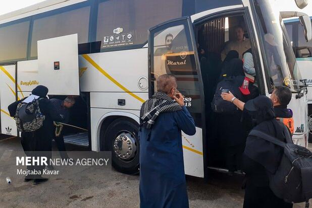 جابجایی ۴ هزار نفر از مرز مهران با ناوگان اتوبوسی