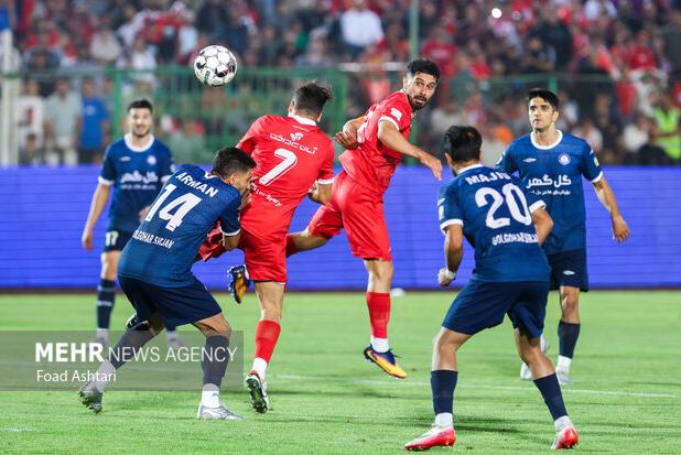 باشگاه گل گهر: داور در بازی با پرسپولیس برای ما پنالتی نگرفت + فیلم