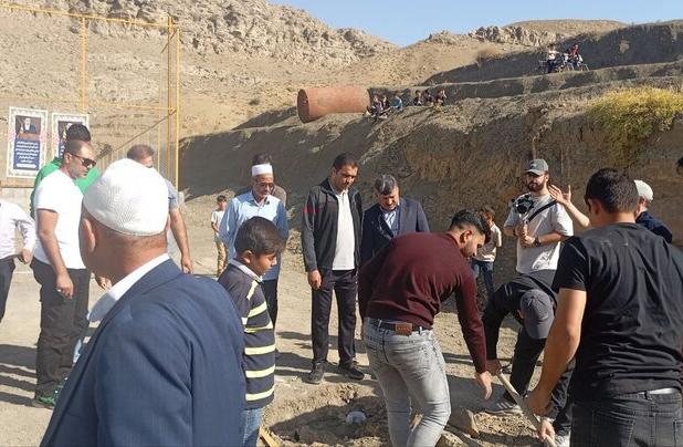 تقوی مرحله دوم طرح «والیبال برای همه ایران» را در رازوجرگلان اجرا کرد