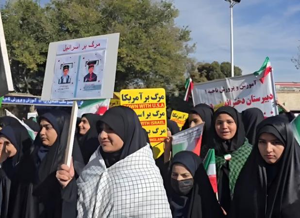 راهپیمایی ۱۳ آبان در شهر تبریز آغاز شد