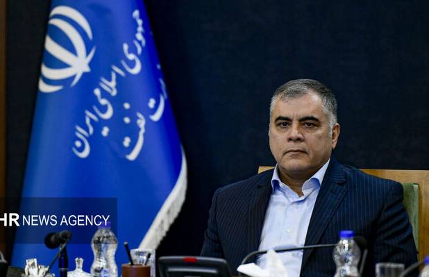 پاک نژاد:هدف وزارت نفت جلوگیری از خام‌فروشی و تقویت صادرات غیرنفتی است