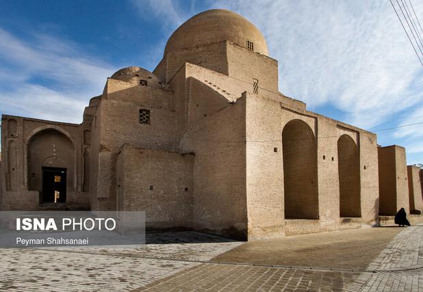 رئیس اداره میراث‌فرهنگی شهرستان: ۶ بنای تاریخی شاخص اردستان در وضعیت اضطراری قرار دارند