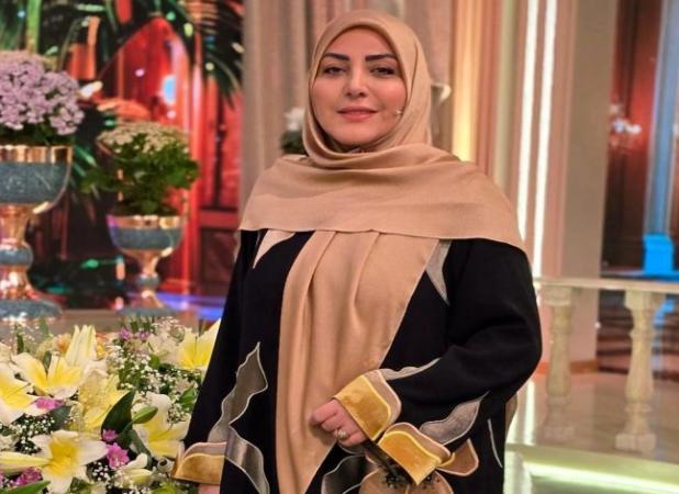 پوشش متفاوت المیرا شریفی مقدم بیرون از صداوسیما