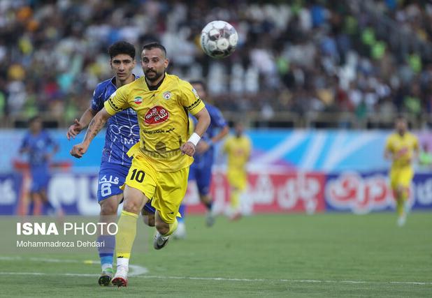 فجری‌ها با جیب پر سوار بر پیکان می‌شوند