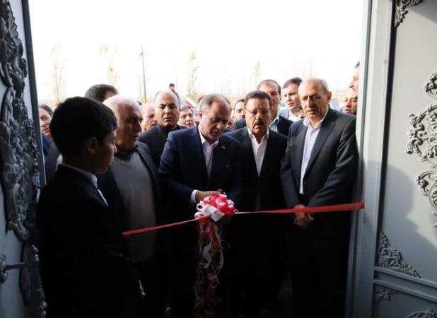 افتتاح فاز اول مرغداری ۴۰ هزار قطعه‌ای در اهر