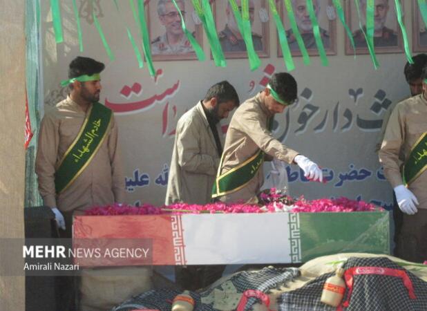 جلوه‌هایی از مراسم باشکوه تشییع شهید گمنام در چابهار