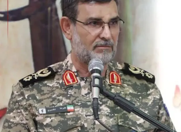 تسنیم: شایعه ترور فرمانده نیروی دریایی سپاه کذب است
