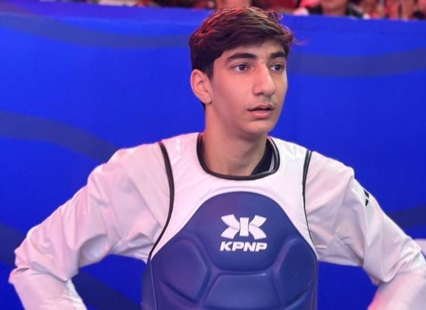 تکواندوی قهرمانی جهان| رزمیان سومین حذف شده پسران/ میرحسینی و یزدانی با پیروزی آغاز کردند