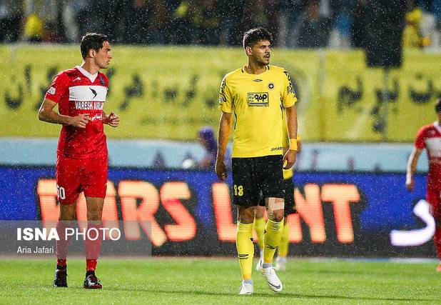 خارجی‌های تراکتور-سپاهان علیه طلسم کی‌روش!