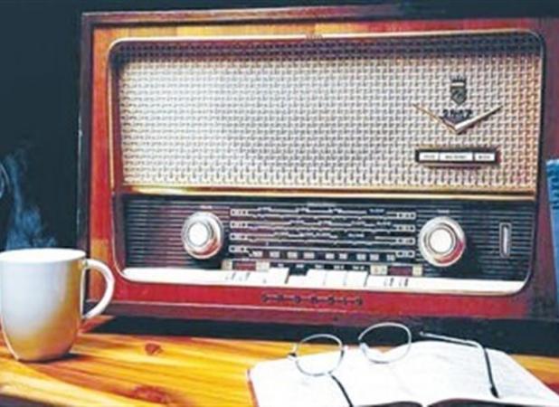 برنامه‌های رادیو در «ایران جان» چهارم