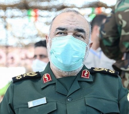 دستور سردار سلامی به سپاه‌های استانی برای راه‌اندازی داروخانه‌های سیار