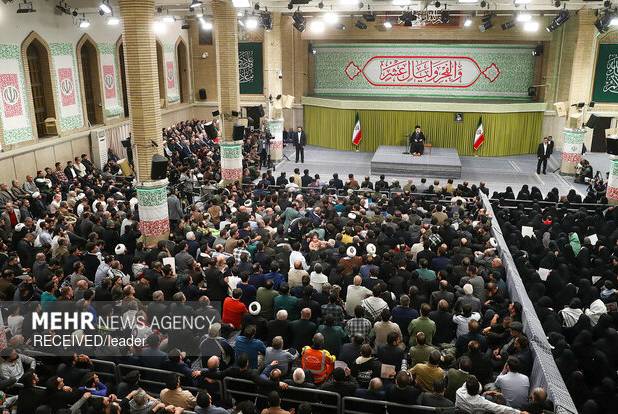 در حسینیه‌ای که ترس به آن راه نداشت