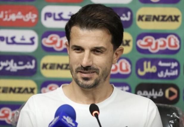 سرمربی ذوب‌آهن: امیدوارم ایده‌های فنی ما مقابل مدافع عنوان قهرمانی اجرایی شود